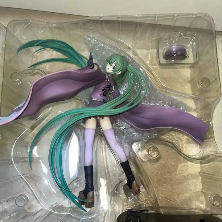 [BUNJANG] Hatsune Miku Senbonzakura 1/7 Scale Figure PRIp / 하츠네 미쿠 천본앵 1/7 스케일 피규어 프링 고전 미소녀