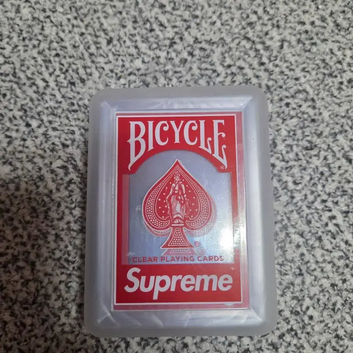 [BUNJANG] Supreme Bicycle Clear Playing Cards / 슈프림 바이시클 클리어 플레잉 카드