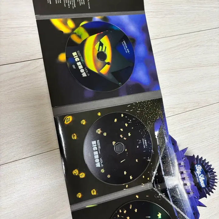[BUNJANG] BIGBANG 2009 Live Concert DVD / 빅뱅 BIGSHOW 2009 라이브 콘서트 DVD [포스터 포함]