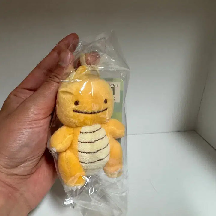 [BUNJANG] Pokemon Metamon and Dragonite Mascot Keychain / 변신 메타몽 망나뇽 마스코트(키링)