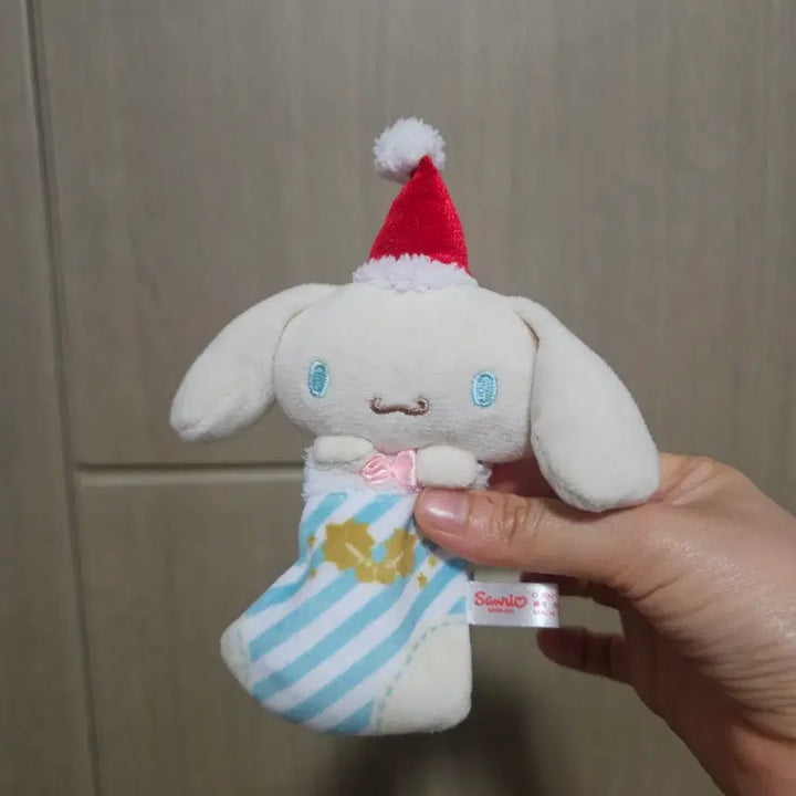 [BUNJANG] Sanrio Cinnamonroll Christmas Boots Mascot Holder 2017 / 2017 산리오 계피롤 시나모롤 크리스마스 부츠 마스코트 홀더