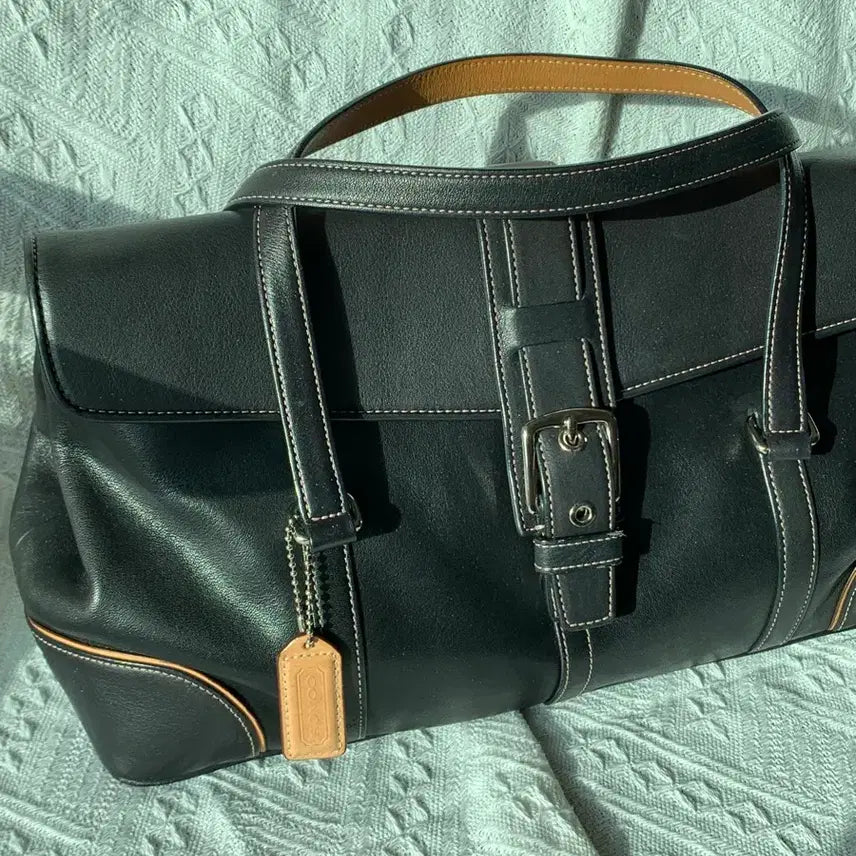 [BUNJANG] Coach Black Leather Beige Buckle Shoulder Bag / 희귀 [S급] Coach 블랙 레더 베이지 포인트 버클백