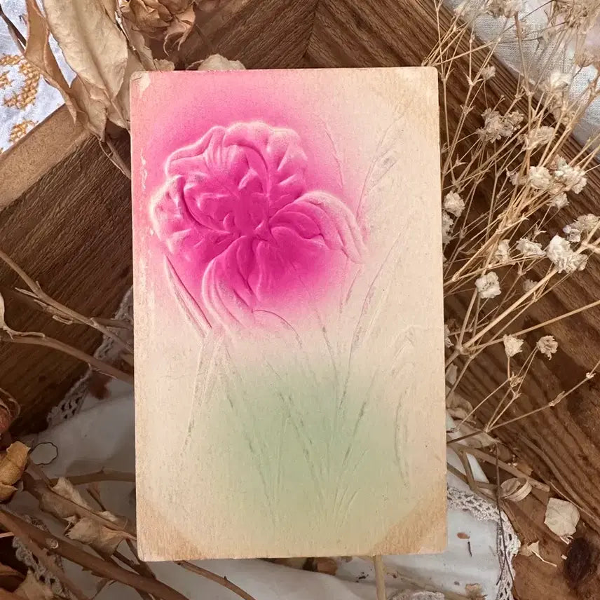 [BUNJANG] Antique Embossed Pink Flower Postcard / 앤틱 플라워엽서 입체양각 핑크꽃