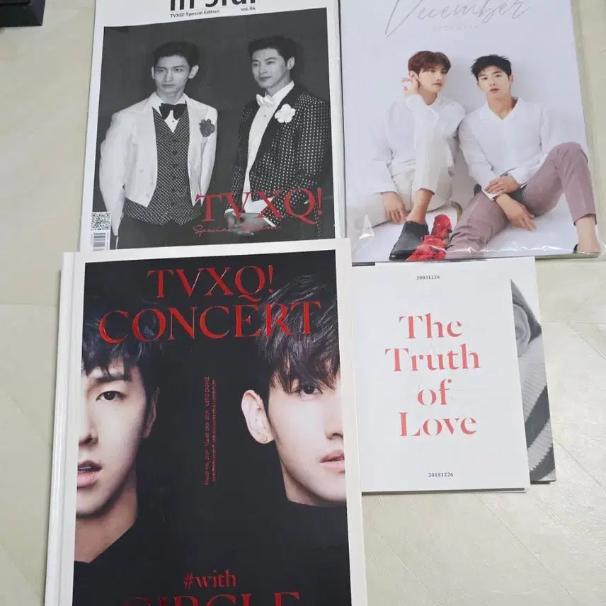 [SOLD OUT] 동방신기 써클콘 포토북 및 일괄
