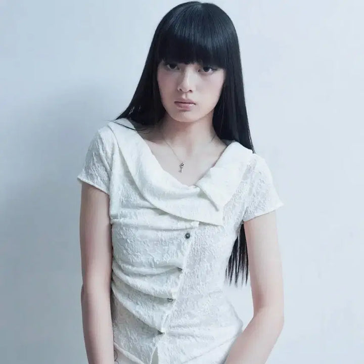 [BUNJANG] Elfell Fell Fell Archives Asymmetric Rose Collar Shirt Ivory / 엘프엘프엘프 아카이브스 어시메트릭 로즈 카라 셔츠 [아이보리]