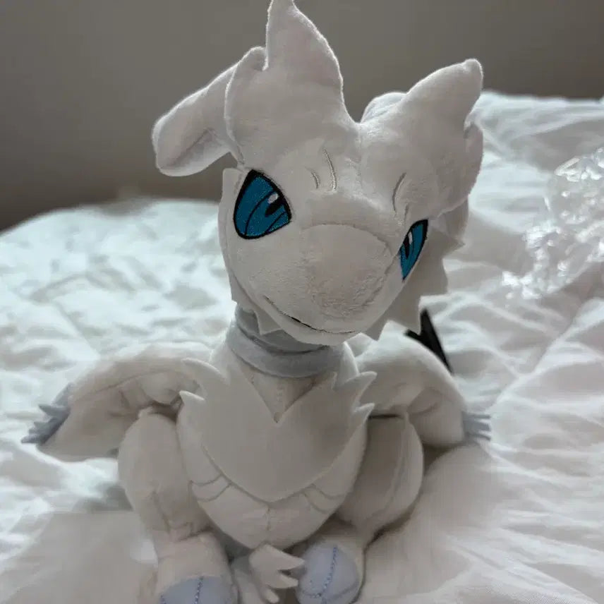 [BUNJANG] Pokemon Center Exclusive Reshiram Plush / 포켓몬센터 한정 레시라무 인형