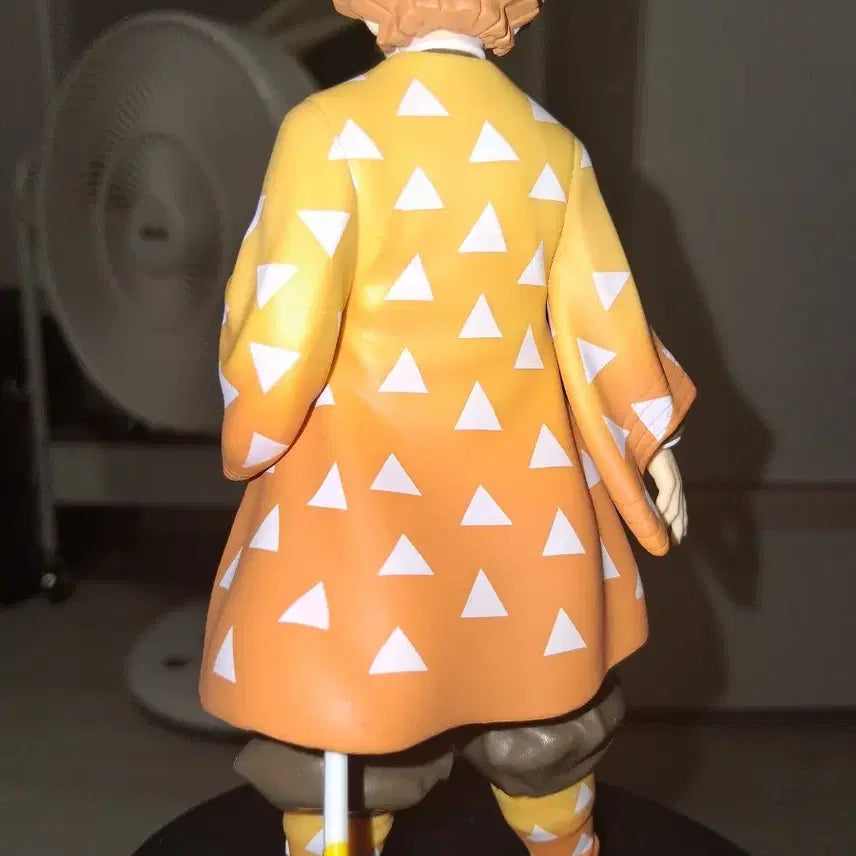 [BUNJANG] Demon Slayer Agatsuma Zenitsu Figure / 귀멸의 칼날 아가츠마 젠이츠 피규어