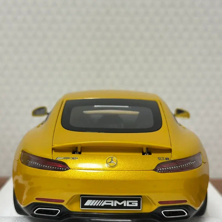 [BUNJANG] Autoart 1:18 Mercedes-Benz AMG GT S Yellow / 1:18 오토아트 Autoart 벤츠 AMG GT S 옐로우(bbr,mr
