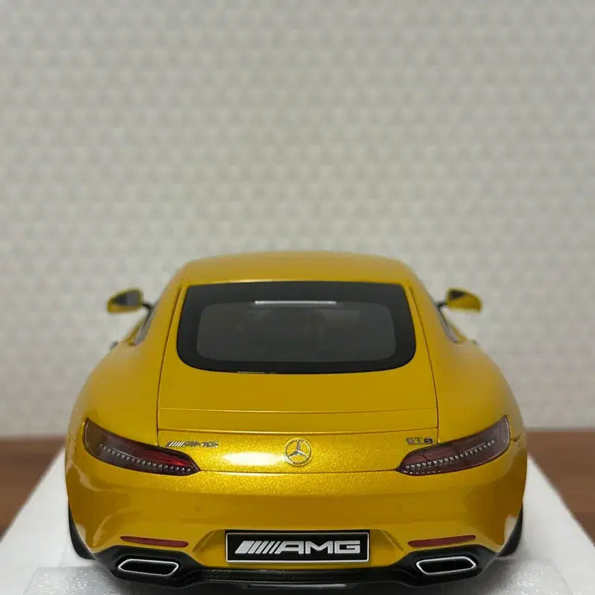 [BUNJANG] Autoart 1:18 Mercedes-Benz AMG GT S Yellow / 1:18 오토아트 Autoart 벤츠 AMG GT S 옐로우(bbr,mr