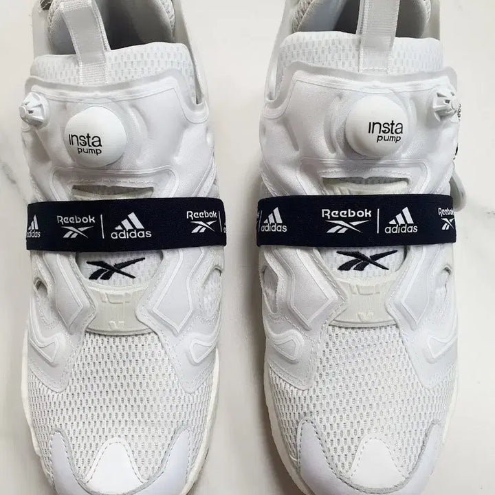 [BUNJANG] Reebok x Adidas Fury Boost White 275 / 리복 x 아디다스 콜라보 퓨리 부스트 화이트 275