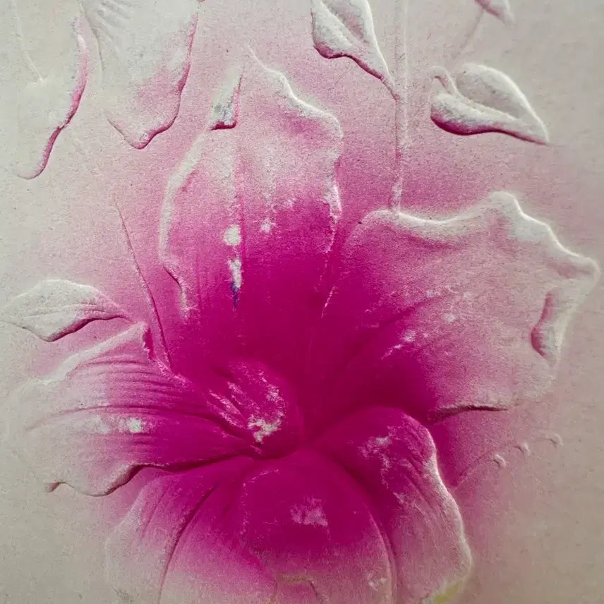 [BUNJANG] Antique Embossed Pink Gradient Flower Postcard / 앤틱엽서 입체양각 핑크 그라데이션