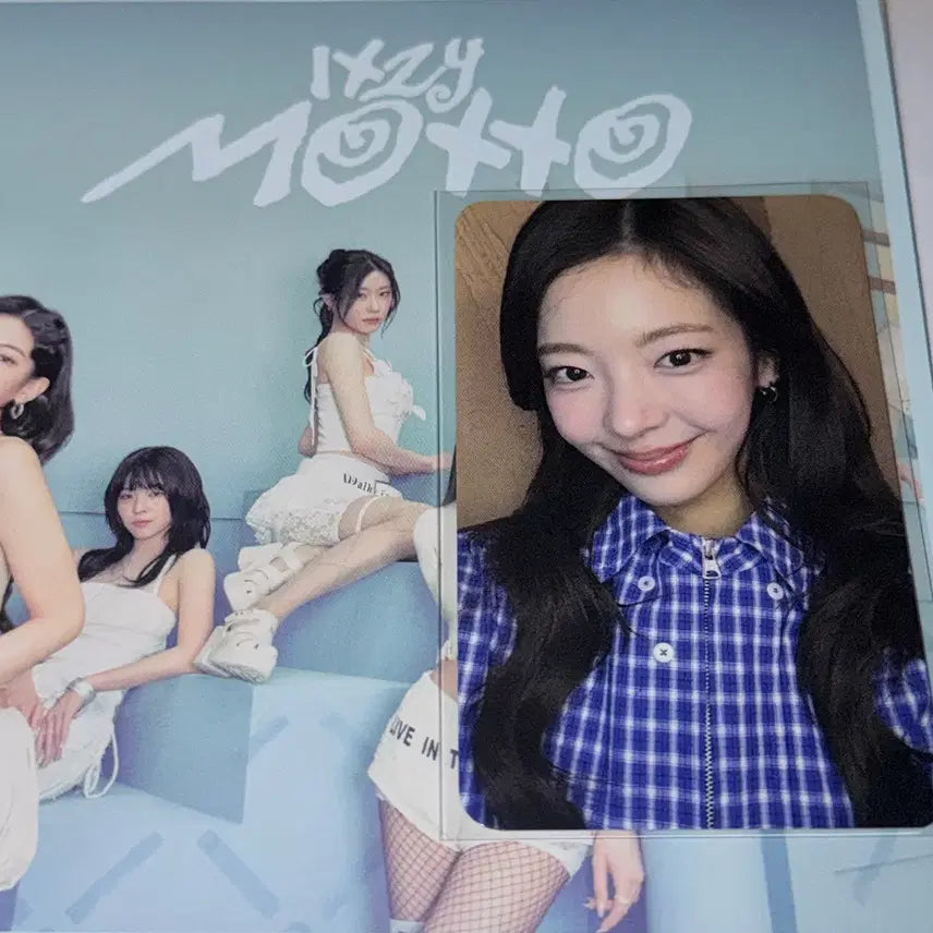 [BUNJANG] ITZY Lia Motto Limited Edition Broadcast Photocard / 있지 ITZY 리아 LIA 모토 Motto 막방 공방포카 양도