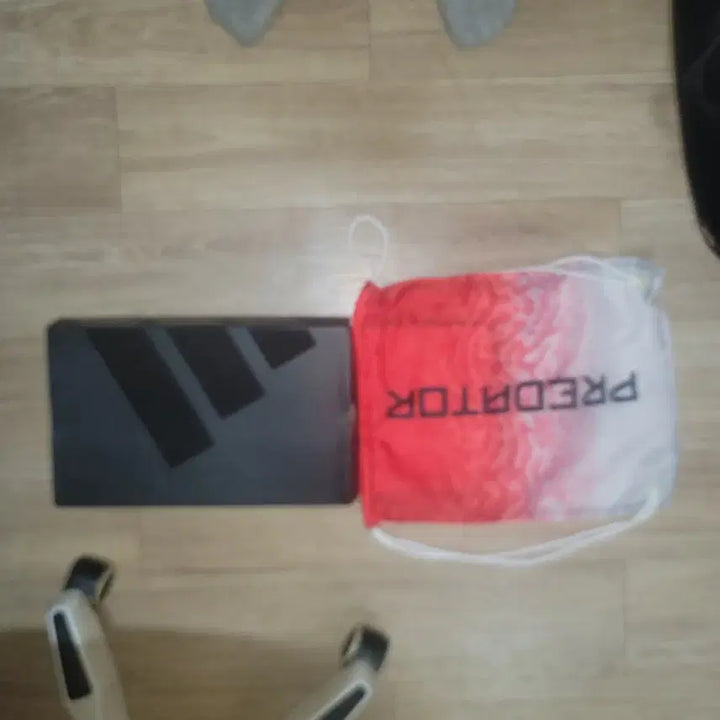 [BUNJANG] Adidas Predator 26 Elite AG Football Boots (260mm) / 아디다스 프레데터 26 엘리트 AG 260mm