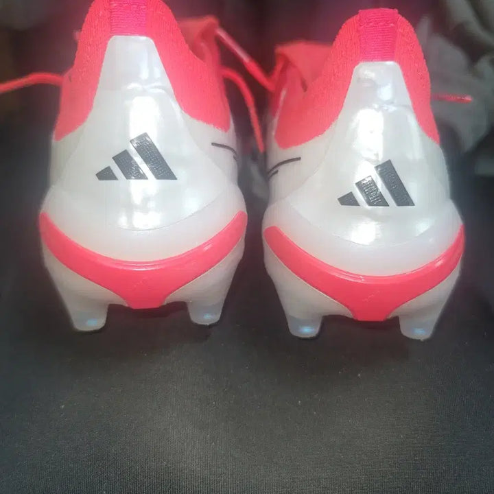 [BUNJANG] Adidas Predator 26 Elite AG Football Boots (260mm) / 아디다스 프레데터 26 엘리트 AG 260mm