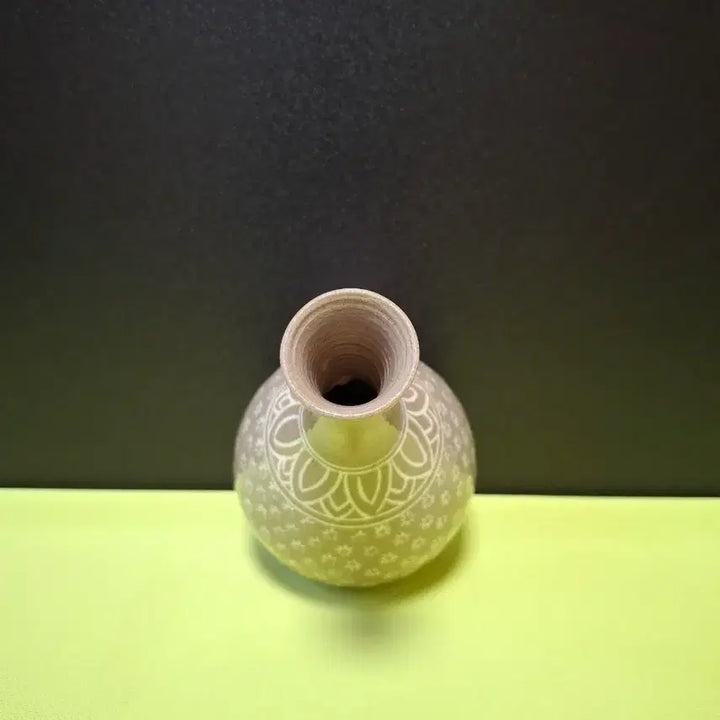 [BUNJANG] Cheongpa Lee Eun-gu Inhwamun Vase / 청파 이은구 인화문병 도자기