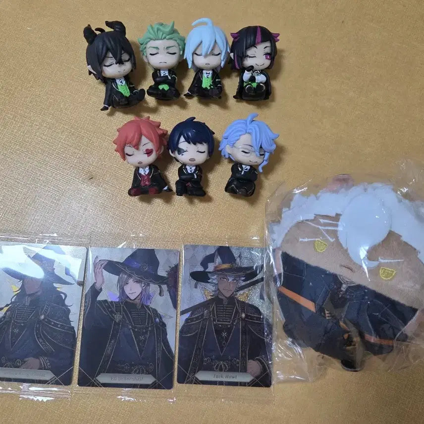 [BUNJANG] Twisted Wonderland Ortho Shvicus Malvolio Silver Lilia Sebek Ace Deuce Azul Plush Set / 트위스테 꾸벅 어깨쿵 말레우스 실버 릴리아 세벡 에이스 듀스 아즐