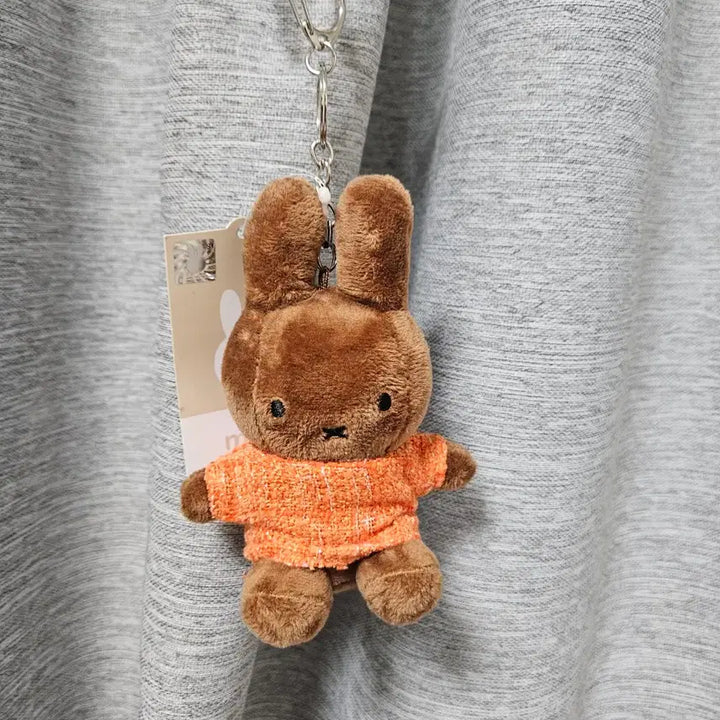 [BUNJANG] Miffy Tweed Melanie Keychain - Orange / 미피 트위드 입은 멜라니 키링 오렌지
