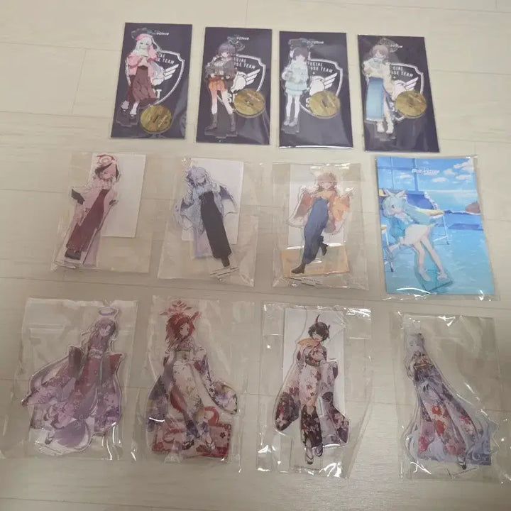 [BUNJANG] Blue Archive Official &amp; Collaboration Acrylic Stand Set / 블루아카이브 공식 및 콜라보 아크릴 스탠드 판매합니다.