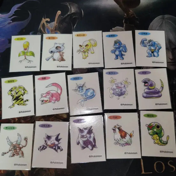 [BUNJANG] 30th Anniversary Artworks Retro Sticker Set (44 Types) / 30주년 아트웍스 레트로 띠부실 44종
