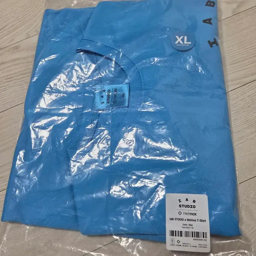 [BUNJANG] IAB Studio x Helinox Blue XL T-Shirt / (XL)아이앱 스튜디오 헬리녹스 티셔츠 시안 블루