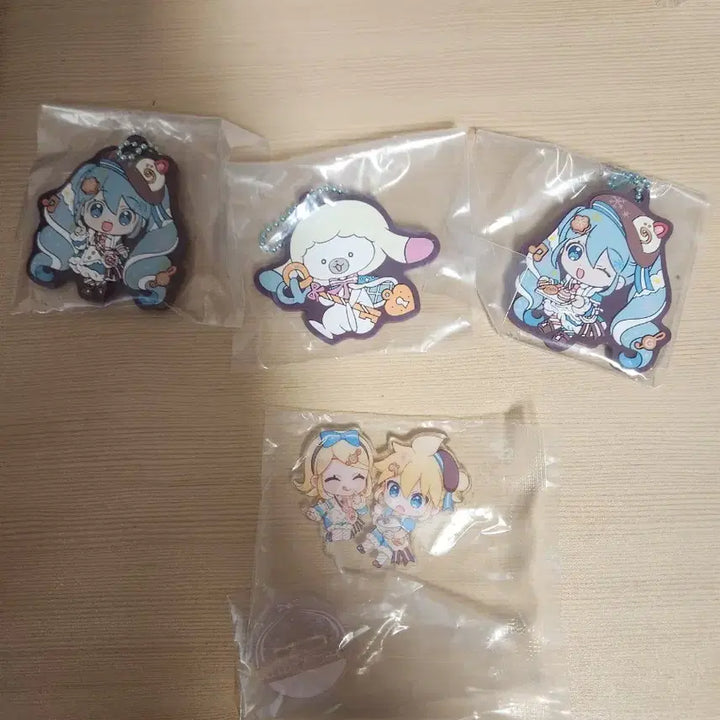[BUNJANG] Snow Miku 2026 Gacha Prize B Bundle + Rin &amp; Len Acrylic Stand / 2026 스노우미쿠 유키미쿠 가챠 B상 일괄 + 린&amp;렌 아크릴 스탠드