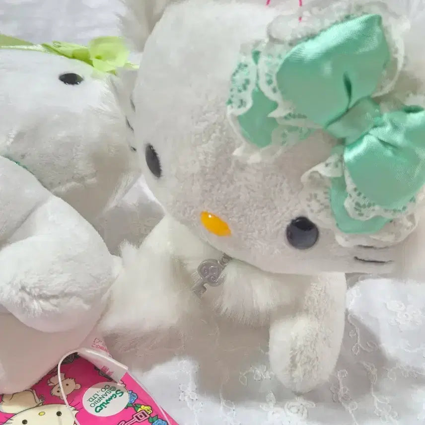 [BUNJANG] Classic Chami Kitty (Green/Light Green) - 2 Types / 녹색 연두 고전 챠미키티 2종