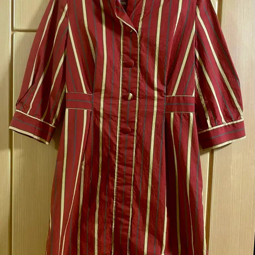 [BUNJANG] Olive des Olive Striped Button-Up Dress / 올리브데올리브 스트라이프 버튼업 원피스