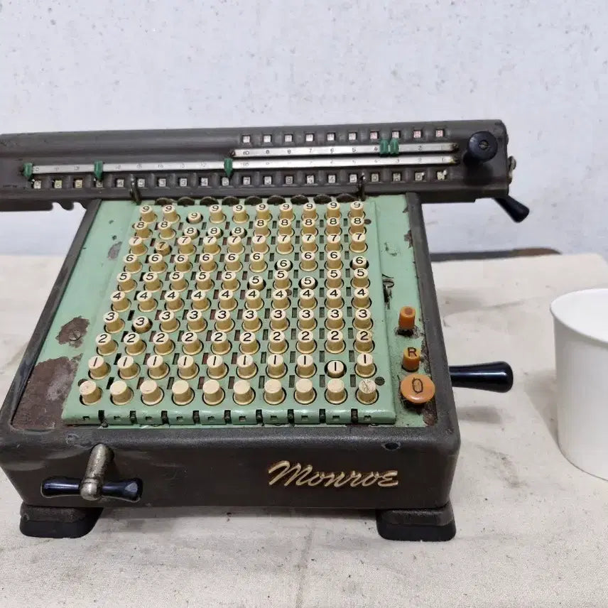 [BUNJANG] Vintage Monroe Manual Receipt Register / 빈티지 미국제 Monroe  수동 영수증 계산기 입니다