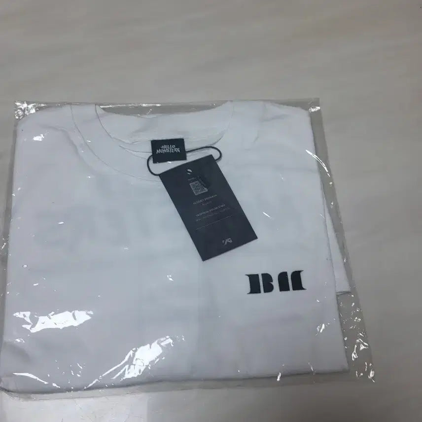 [BUNJANG] BABYMONSTER BAON Short Sleeve T-shirt White / 베비몬스터 바온 반팔티 화이트
