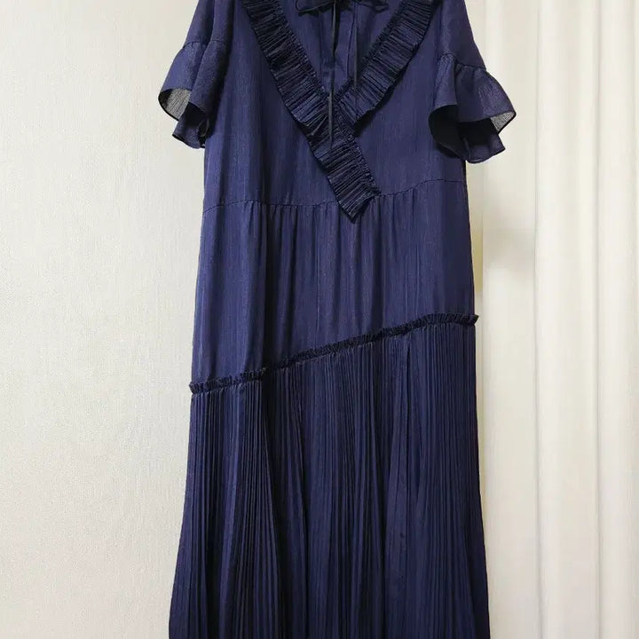 [BUNJANG] SJSJ Navy Pleated Frill Long Dress / 한섬 SJSJ 네이비 플리츠 프릴 롱원피스