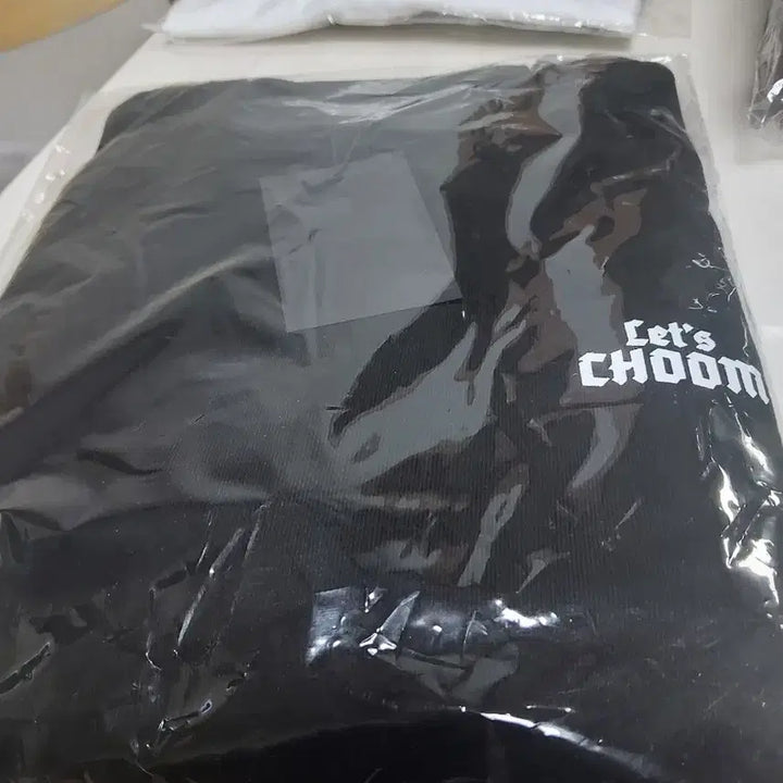 [BUNJANG] CHOOM BABYMONSTER Black Sweatshirt M / [CHOOM] 베이비몬스터 맨투맨 블랙 M 후드티