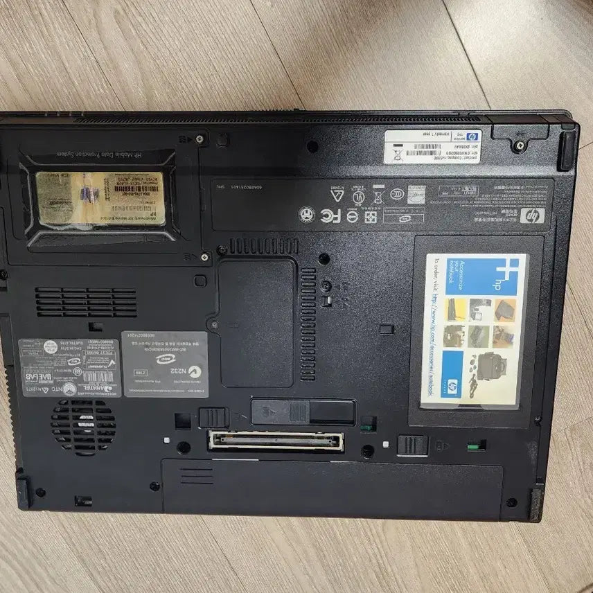 [BUNJANG] HP nx6330 Laptop - Core 2 T7500, 2.5GB RAM, 128GB SSD / hp  nx6330   코어2  t7500  램2.5기가 고전게임용