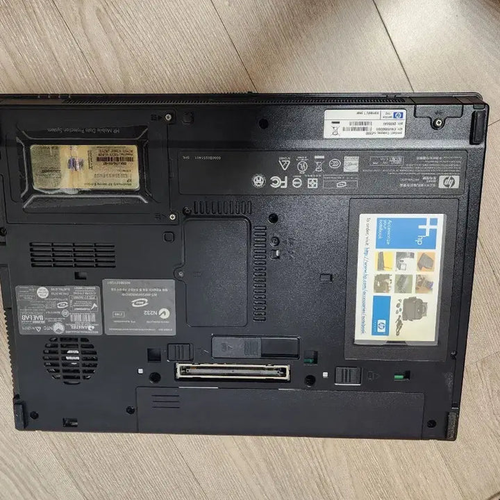 [BUNJANG] HP nx6330 Laptop - Core 2 T7500, 2.5GB RAM, 128GB SSD / hp  nx6330   코어2  t7500  램2.5기가 고전게임용