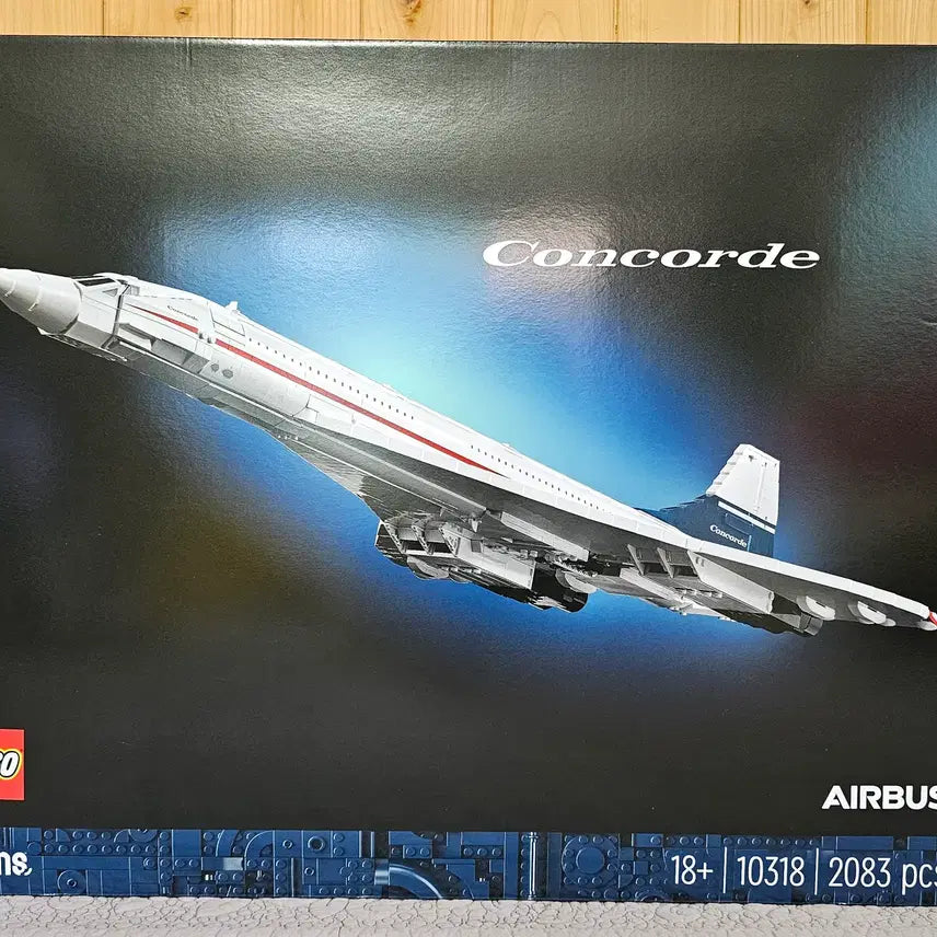 [BUNJANG] LEGO Icons Concorde (10318) with BTS Dynamite (21339), Ninjago (30650), and Christmas Ornament (5007518) Sets / 레고 콩코드 (10318) 외