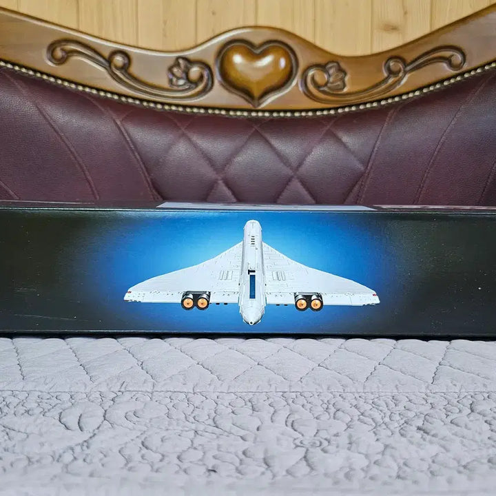 [BUNJANG] LEGO Icons Concorde (10318) with BTS Dynamite (21339), Ninjago (30650), and Christmas Ornament (5007518) Sets / 레고 콩코드 (10318) 외