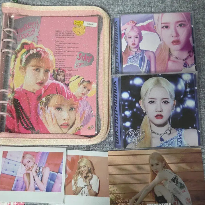 [BUNJANG] STAYC Sieun Photocard Bundle Set / [바인더 증정, 약 150장] 스테이씨 시은 포토카드 포카 일괄 양도