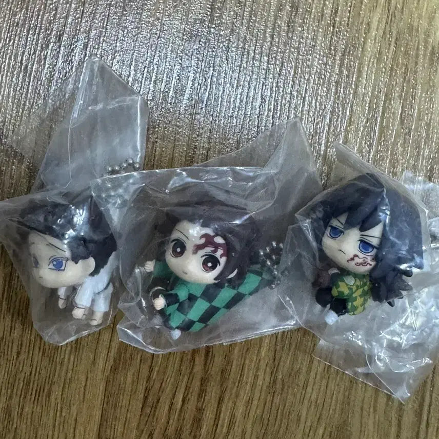 [BUNJANG] Demon Slayer Hanging Gacha Sealed Bundle Set / 귀멸의 칼날 대롱대롱 가챠 미개봉 새상품 일괄