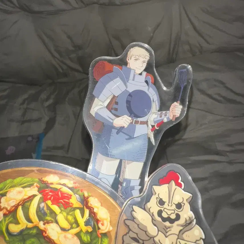 [BUNJANG] Dungeon Meshi Laios Acrylic Stand &amp; Cheki Bundle / 던전밥 라이오스 아크릴스탠드+증사 일괄