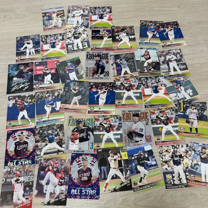 [BUNJANG] Baseball Card Album with Rare Cards / 야구 카드 앨범