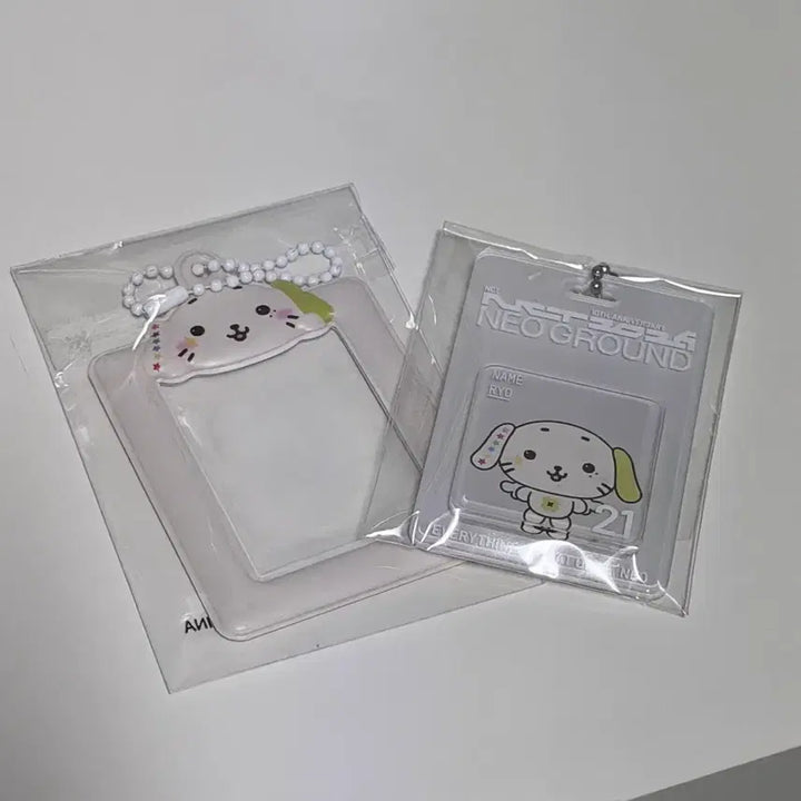 [BUNJANG] NCT Neo Ground Random Gacha Ryo Character Keyring ID Holder (Sealed) / 미개봉) 엔시티 팝업 네오 그라운드 랜덤 가챠 료 캐릭터 키링 id 홀더