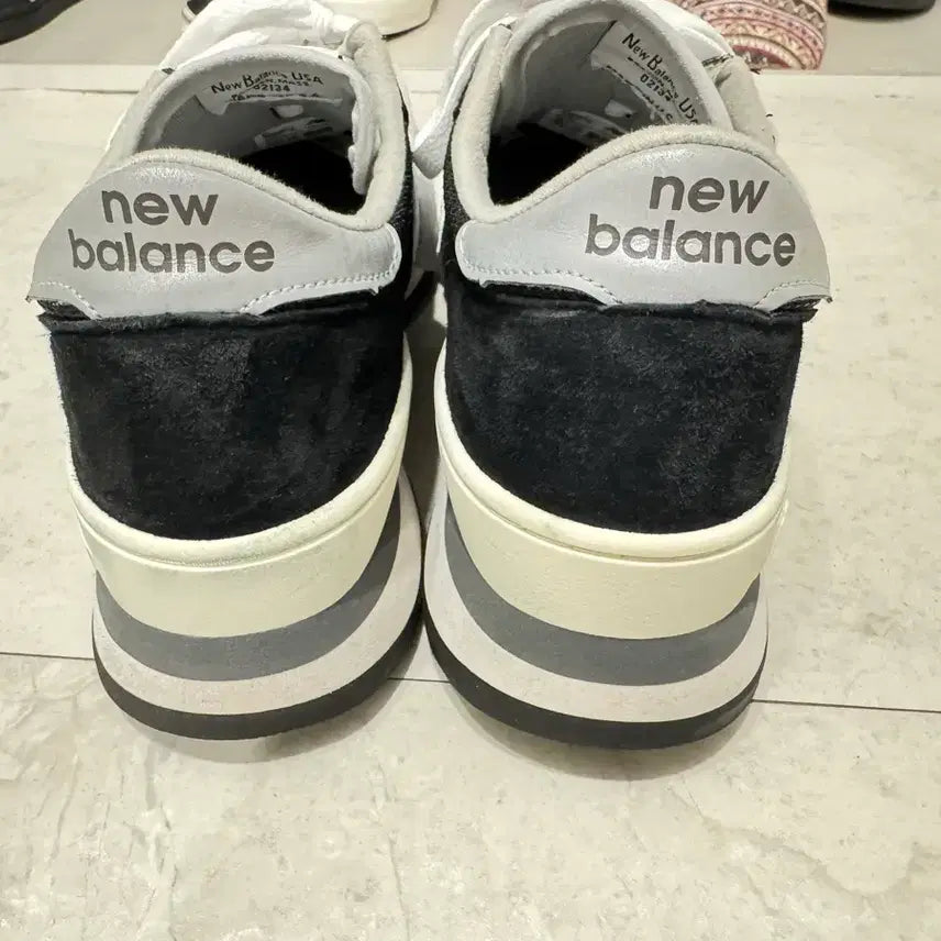 [SOLD OUT] 뉴발란스990v1 메이드인usa블랙