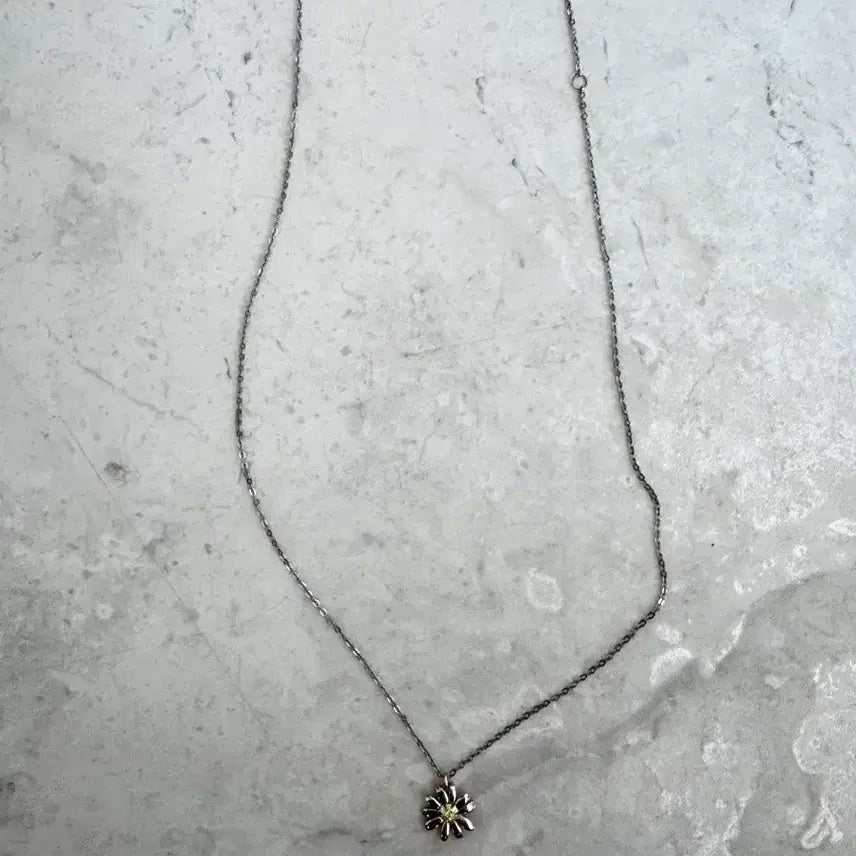[SOLD OUT] 제에스티나 데이지 목걸이