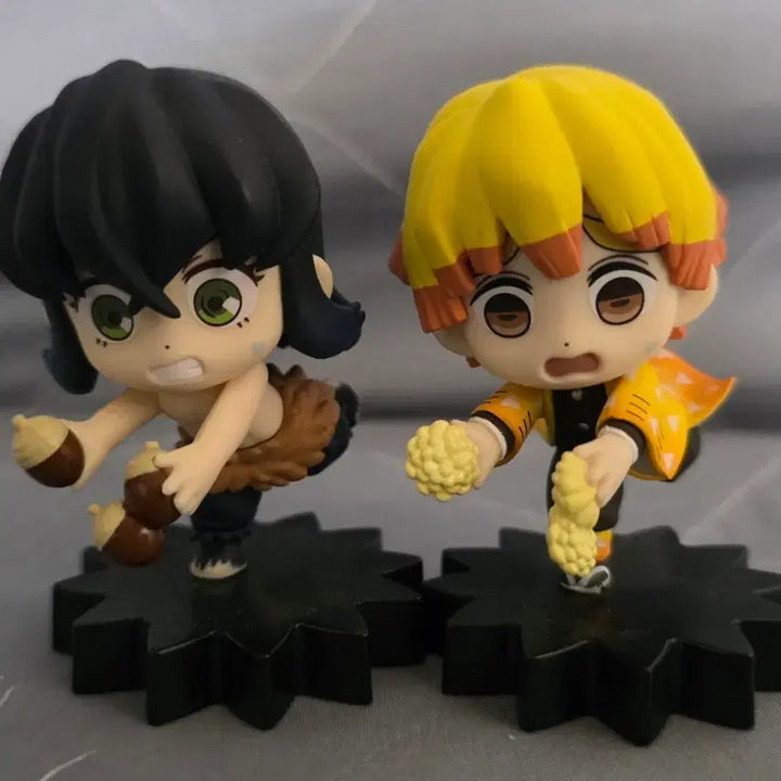 [BUNJANG] Demon Slayer Inosuke &amp; Zenitsu SD Figure Set / 귀멸의 칼날 피규어 이노스케 젠이츠