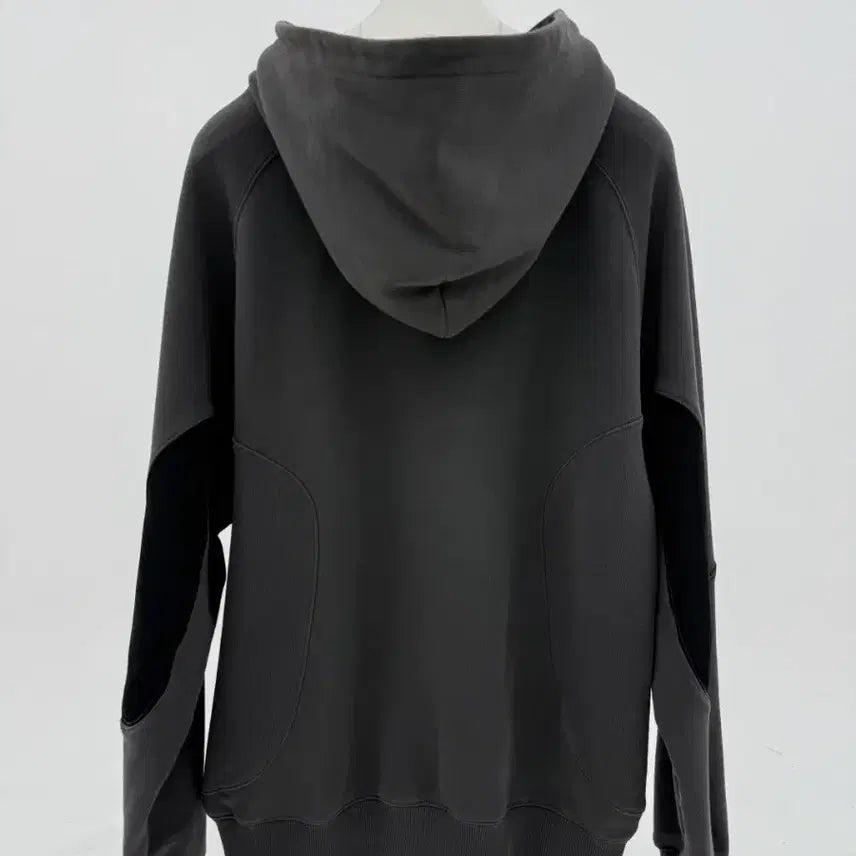 [BUNJANG] Sansan Gear Nylon Pocket Hoodie Charcoal 24SS / 산산기어 나일론 포켓 후드티