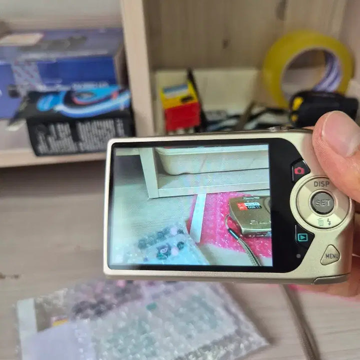 [BUNJANG] Casio EXILIM Z2300 14.1MP Digital Camera / AAA급. 카시오 Z2300. 1410만 화소 디지털 카메라
