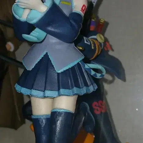 [BUNJANG] Hatsune Miku Cinnamoroll Collaboration Figure (Unsealed) / [개봉]미쿠 시나모롤 콜라보 피규어