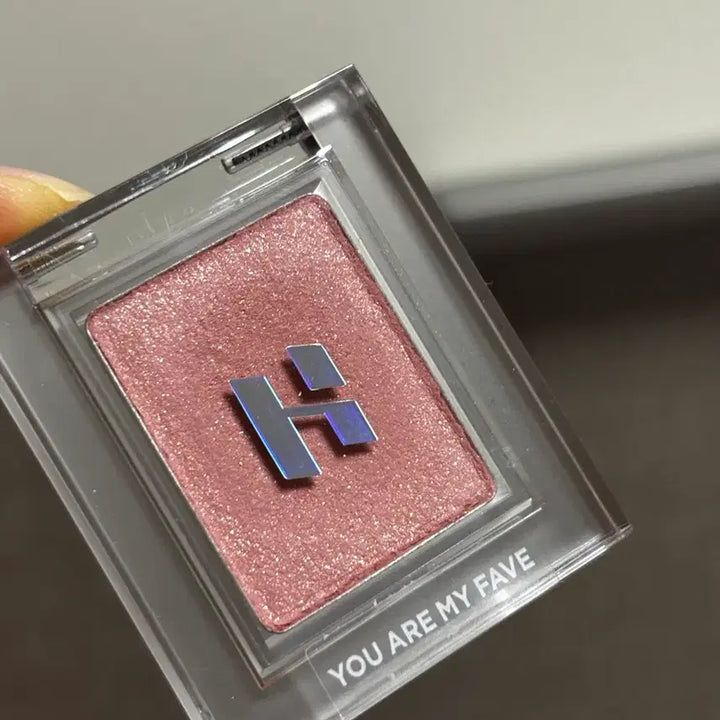 [BUNJANG] Holika Holika Single Eyeshadow Berry Fig Pink My Fave Piece / 홀리카홀리카 싱글 아이섀도우 베리 휘그 핑크 마이페이브 피스