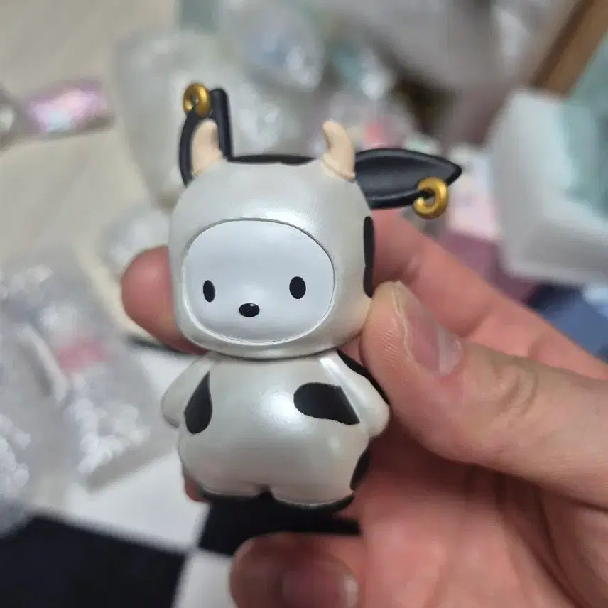 [BUNJANG] Tokidoki x Hello Kitty Friends Series 1 Chaser Pochacco (Secret) / tokidoki x 헬로키티 프렌즈 1탄 체이서(시크릿) 포차코 피규어