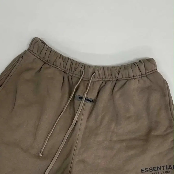 [BUNJANG] Fear of God Essentials Fleece Logo Shorts Beige XL / [XL] 피어오브갓 에센셜 플리스 쇼츠 하프 팬츠 반바지