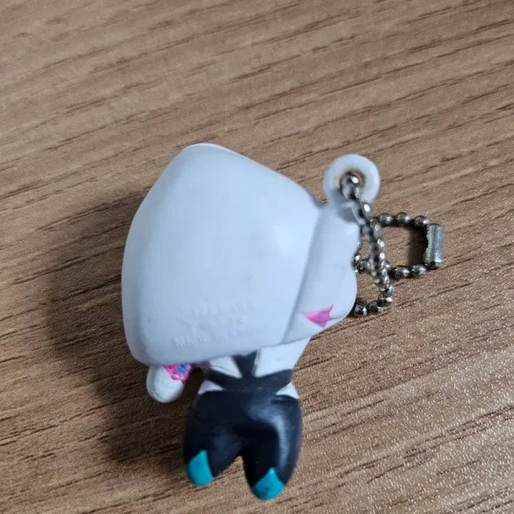 [BUNJANG] Spider-Gwen Spider-Man: Into the Spider-Verse Gacha Figure / 스파이더 그웬 가챠 스파이더맨 더 유니버스